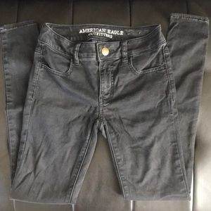 American Eagle Black Jeans / Size 0